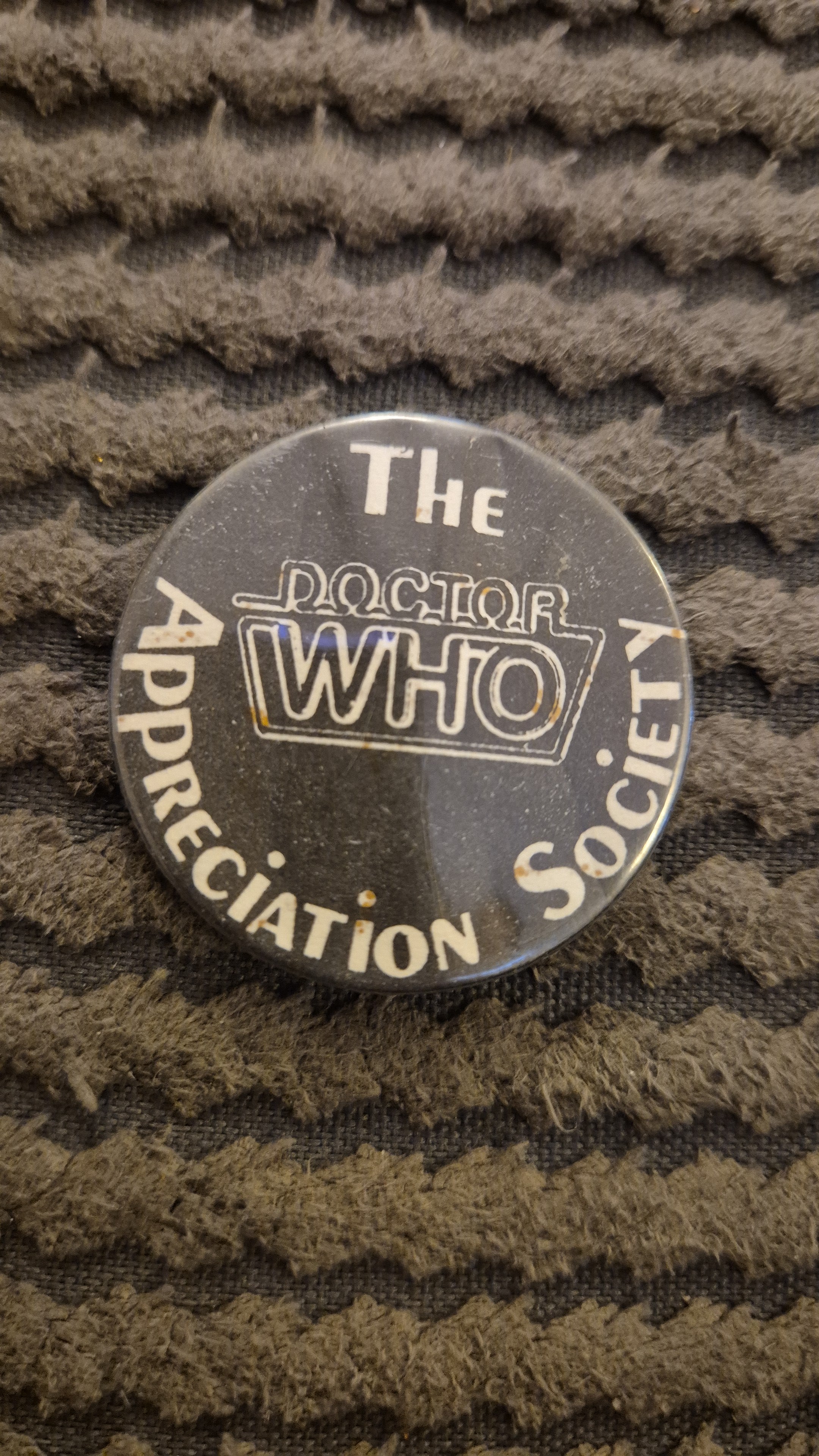 Dr Who Pin Badge Round Original